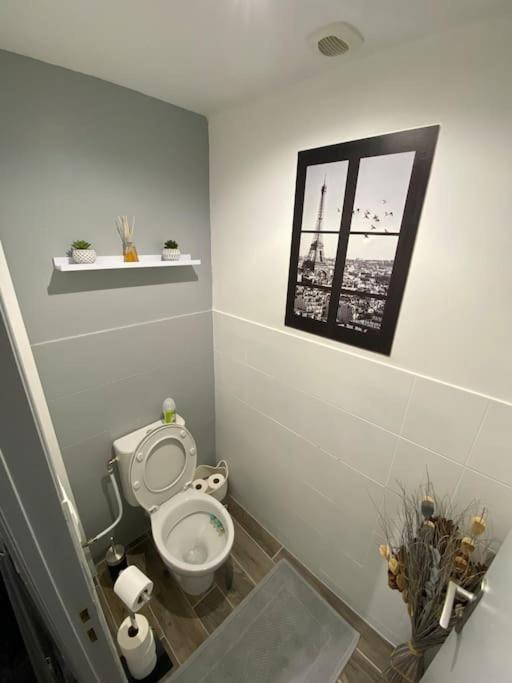 Super Appartement T3 Proche Gare Sens Exterior photo